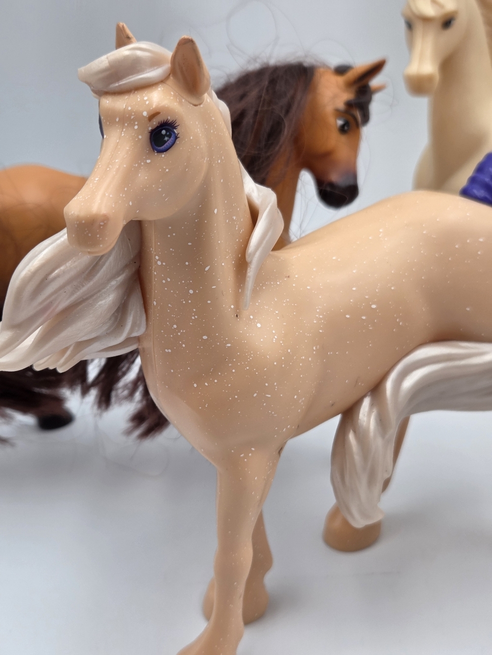 Lot of 2 DreamWorks Spirit Riding Free 6 1/2" Horses 2017-2019 +3 Other Horses - Picture 8 of 10